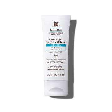 Tubka 30 ml żelu Kiehl's Ultra Light Daily UV Defense Aqua Gel na białym tle.