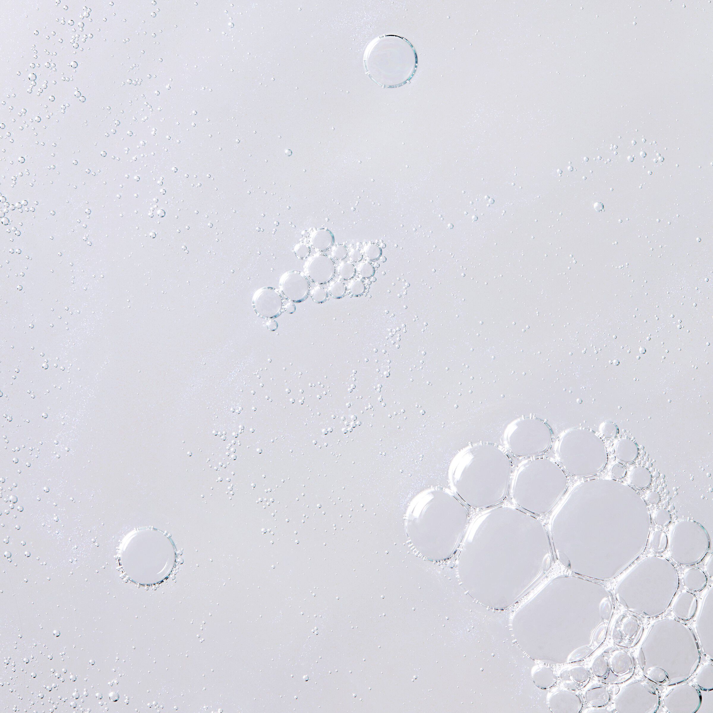 Clearly Corrective™ Brightening & Soothing Treatment Water - Woda pielęgnacyjna