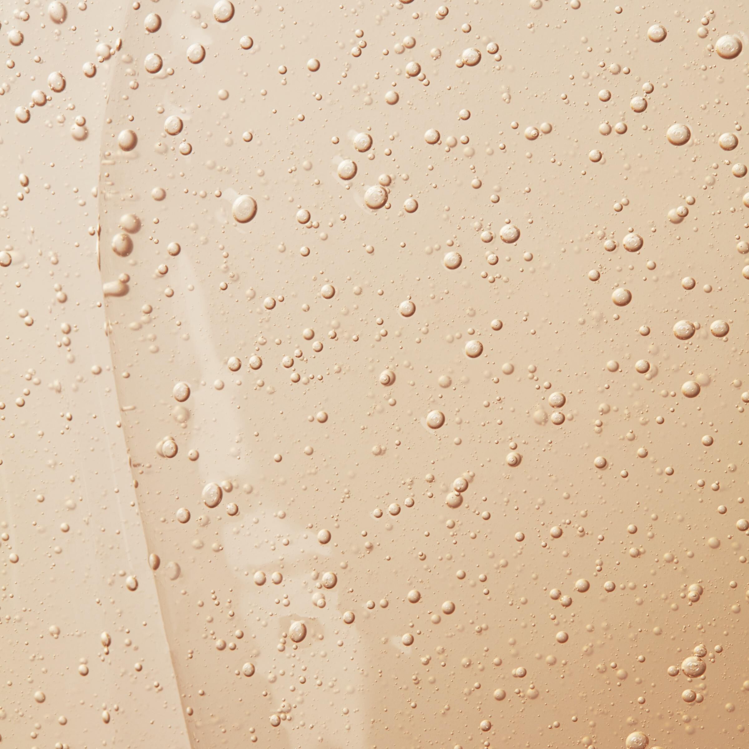 Smoothing Oil-Infused Shampoo - Szampon wygładzający