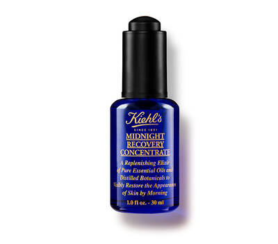 Butelka niebieskiego serum Kiehl's Midnight Recovery Concentrate z czarną zakrętką, przeznaczonego do regeneracji skory.